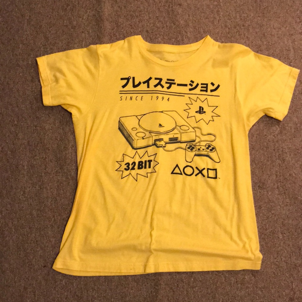 vintage playstation t-shirt